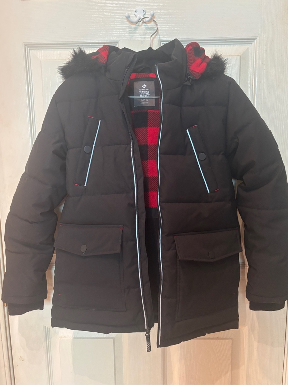 Kids Black Puffer Jacket with Faux Fur Hood size 10/12
